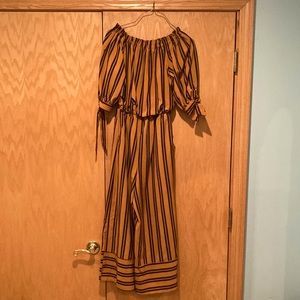 SHE+SKY Jumpsuit. SuperChic. AnkleLength/calf length. Lined bodice. Side pockets